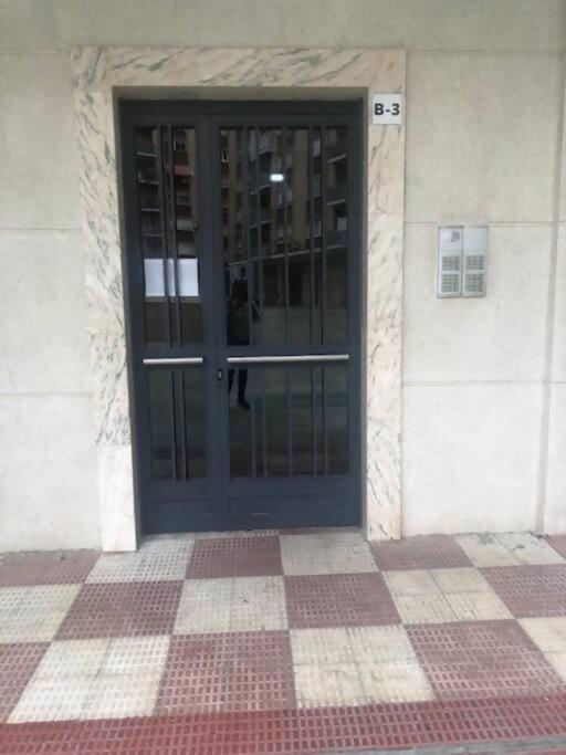 Nuevo Con Piscina A 2 Minutos Estacion Tren Ave Apartment Zaragoza Exterior photo